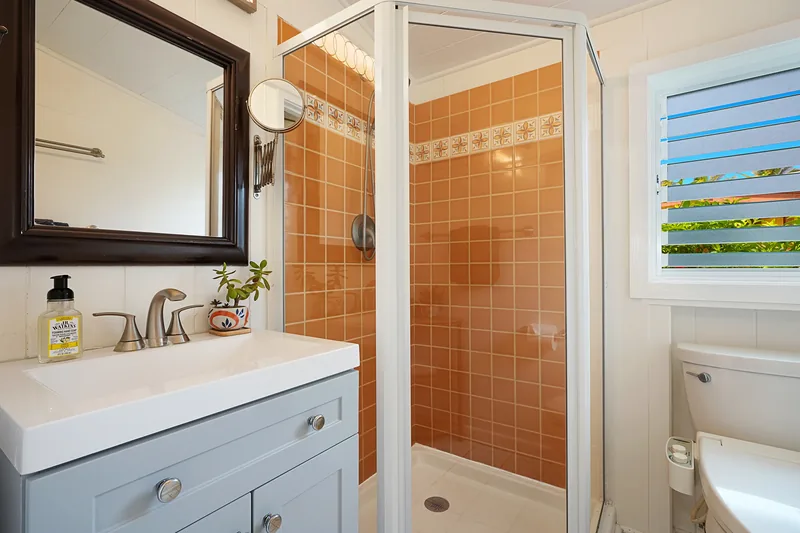 Bathroom at Fern Grotto Inn cottage, Kapaa, Kauai