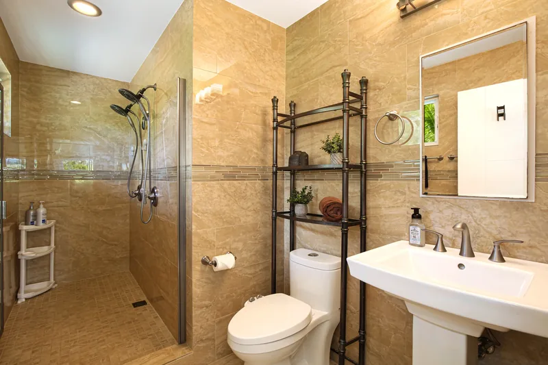 Bathroom at Fern Grotto Inn cottage, Kapaa, Kauai